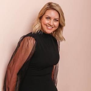 Meet your Posher, Naomi